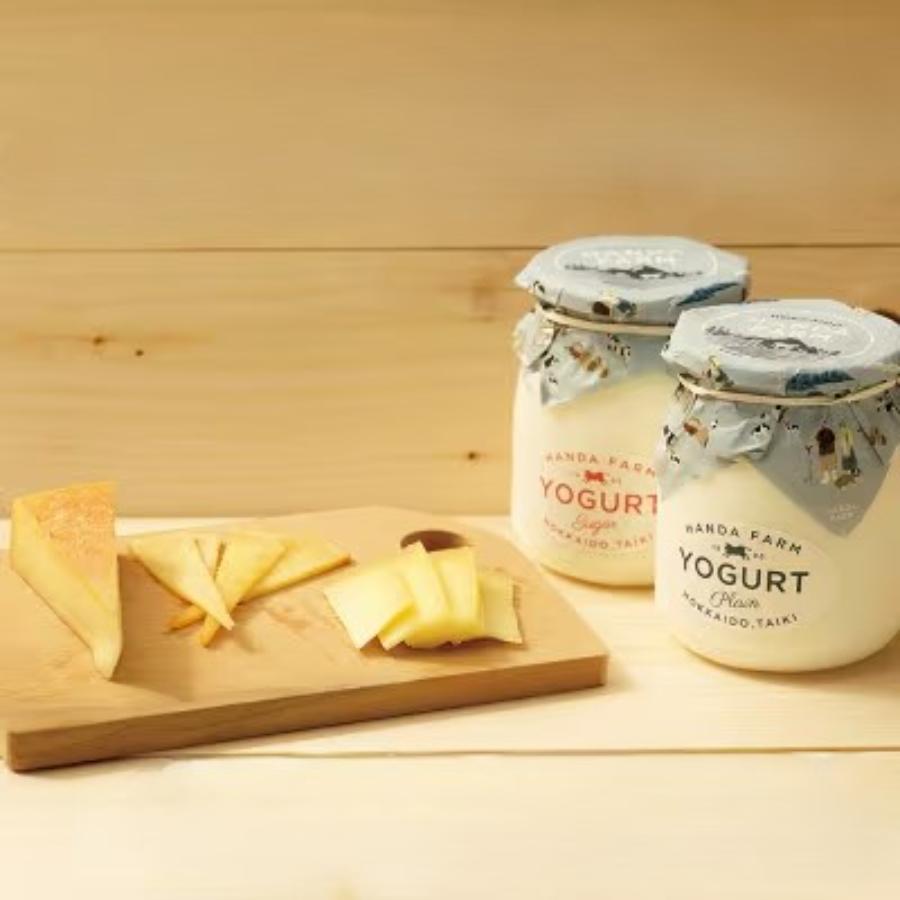 ＜半田ファーム＞自家製チーズ3種＆ヨーグルト2種セット
